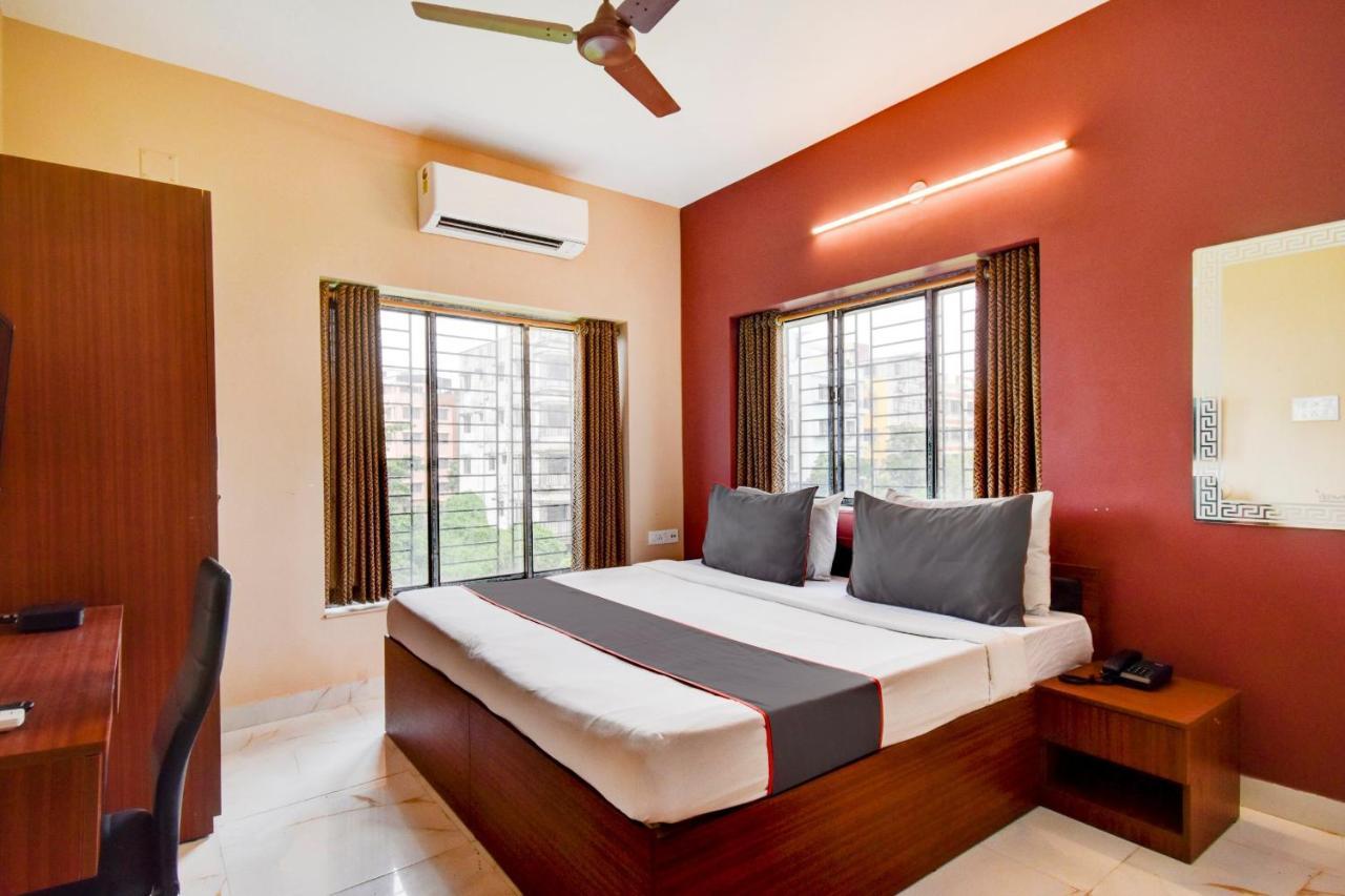 Collection O 83376 Amar Raj Hotel Kolkata